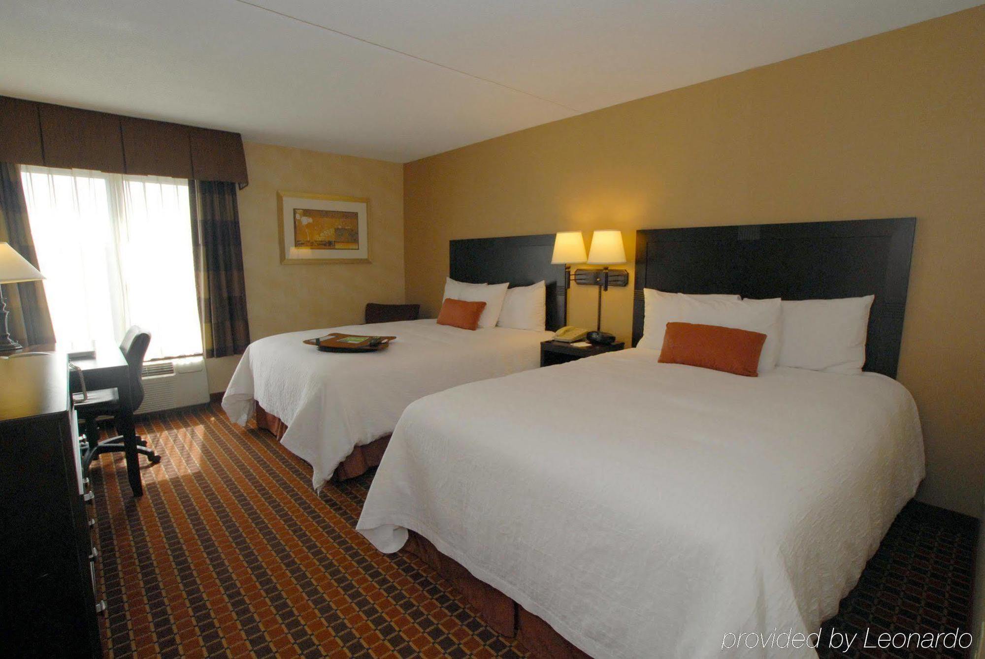 Hampton Inn By Hilton Boston/Cambridge Room photo